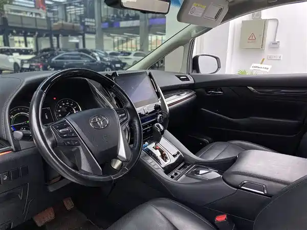 Toyota Vellfire 2020