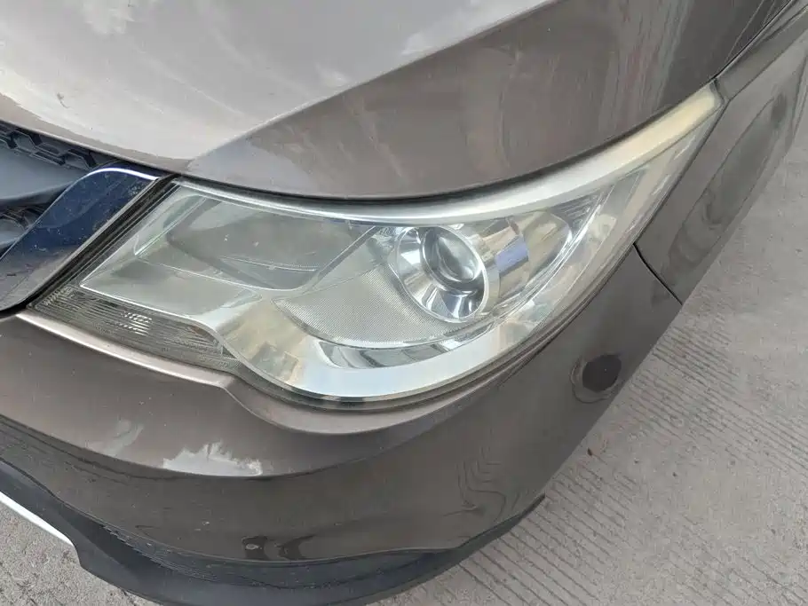 Baojun 730 2014