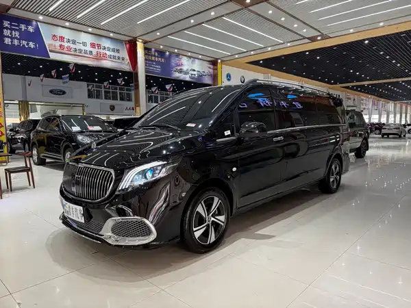 Mercedes-Benz Vito 2024