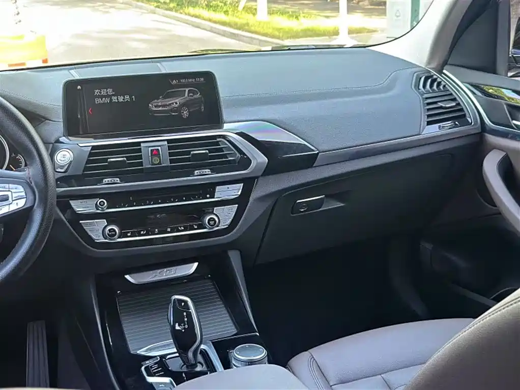BMW X3 2019 — фото 15
