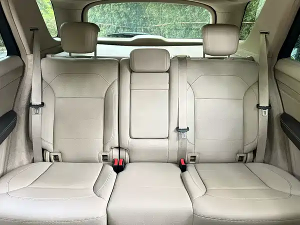 Mercedes-Benz M-Class 2015