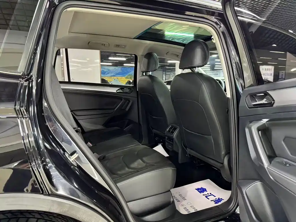 Volkswagen Tiguan L 2019 — фото 10
