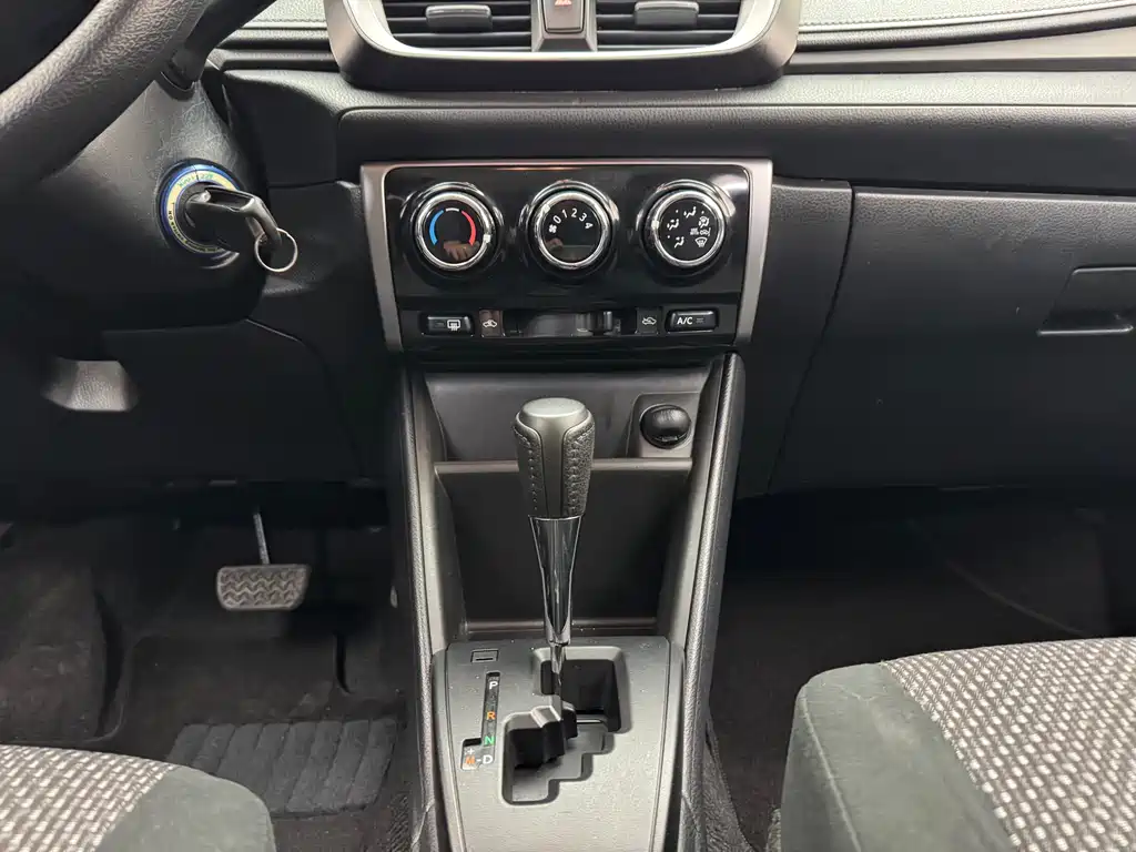 Toyota Vios 2017 — фото 22