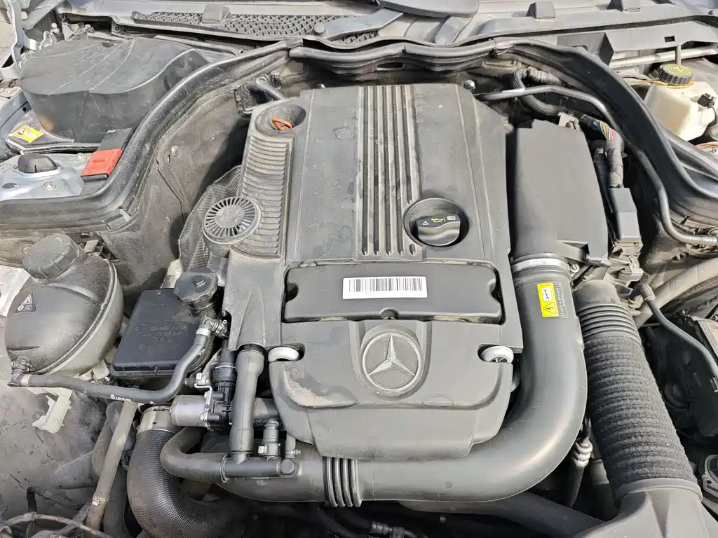 Mercedes-Benz C-Class 2014 — фото 18