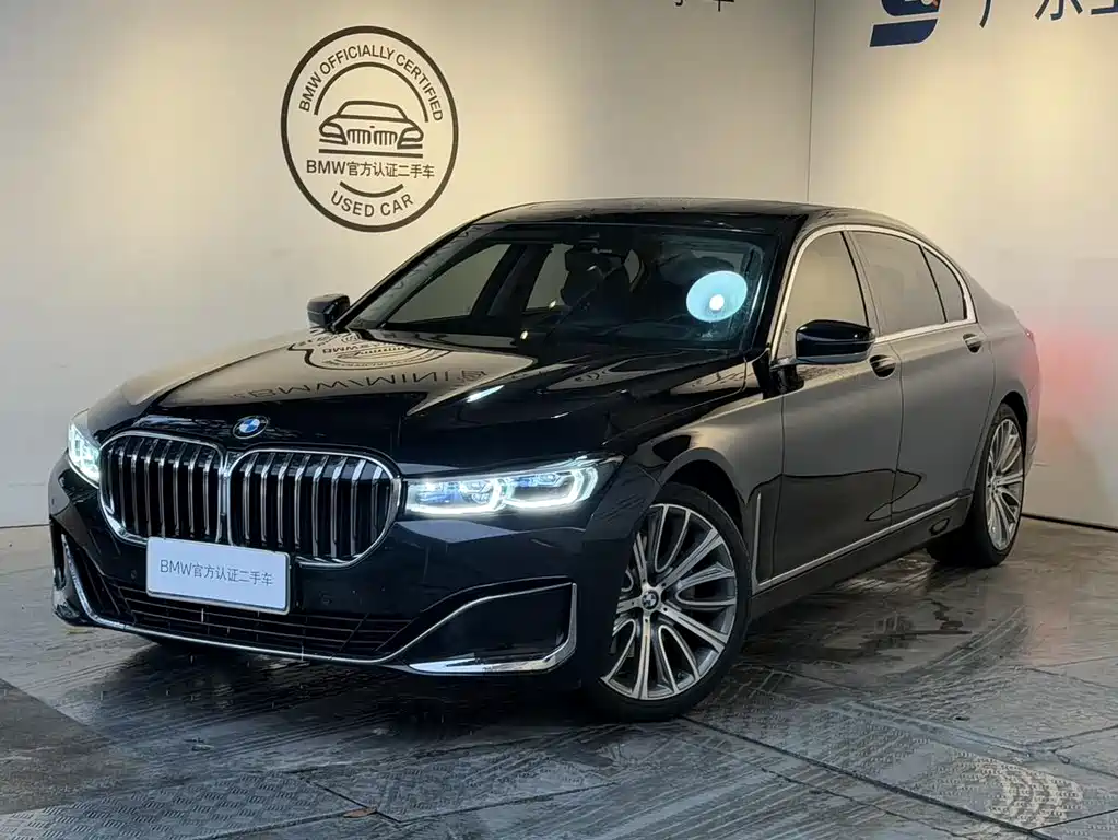 BMW 7 Series 2021 — фото 1