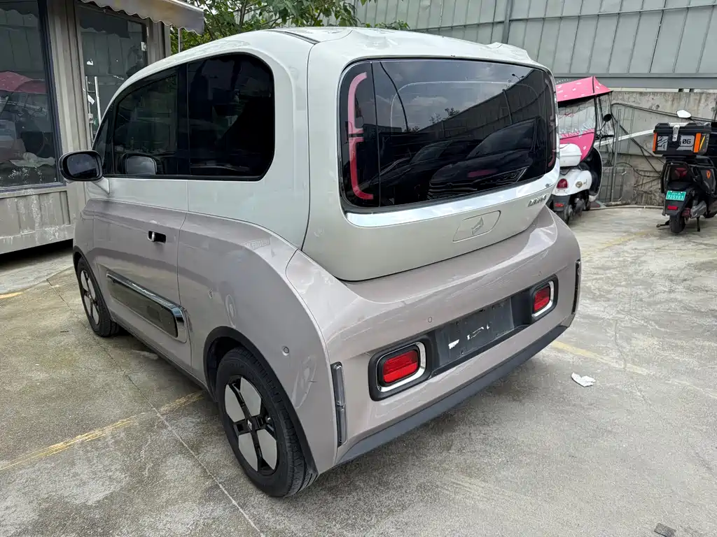 Baojun Kiwi EV 2022 — фото 5