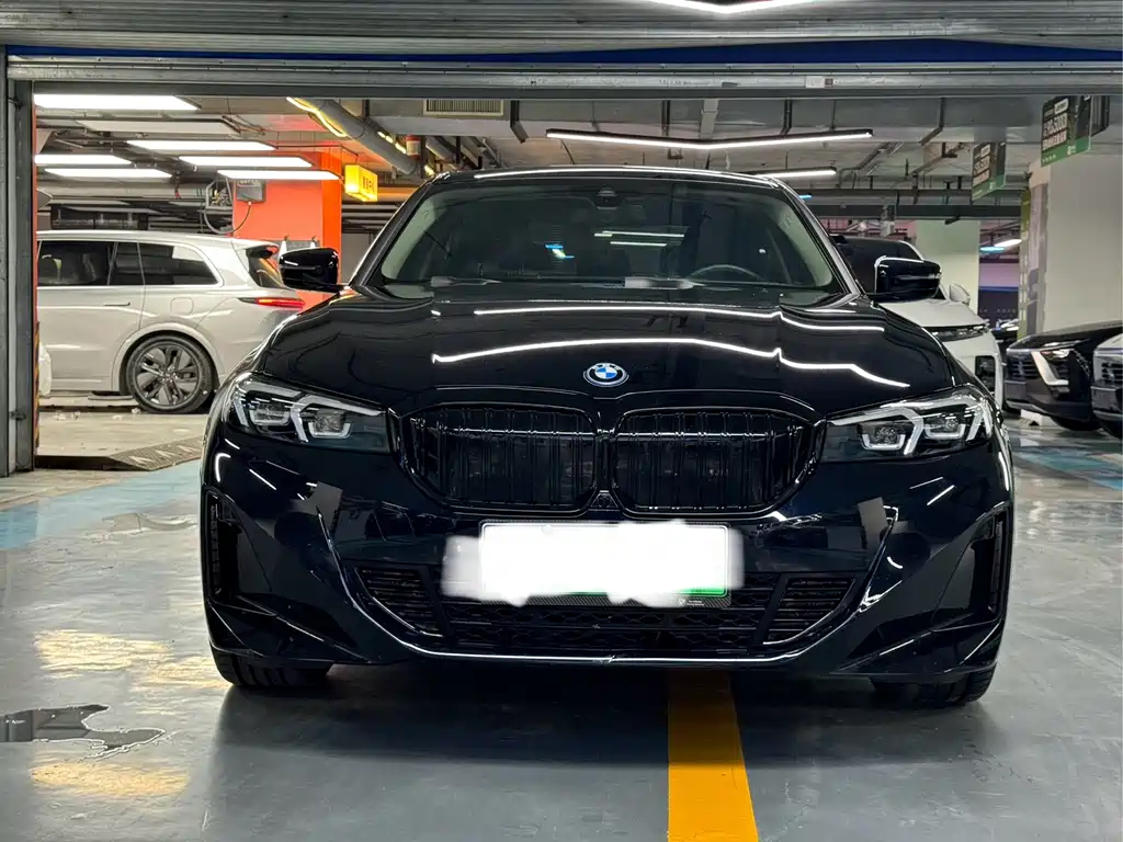 BMW i3 2024