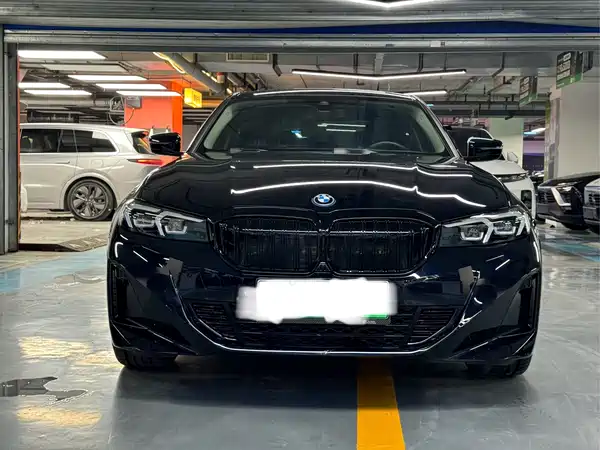 BMW i3 2024