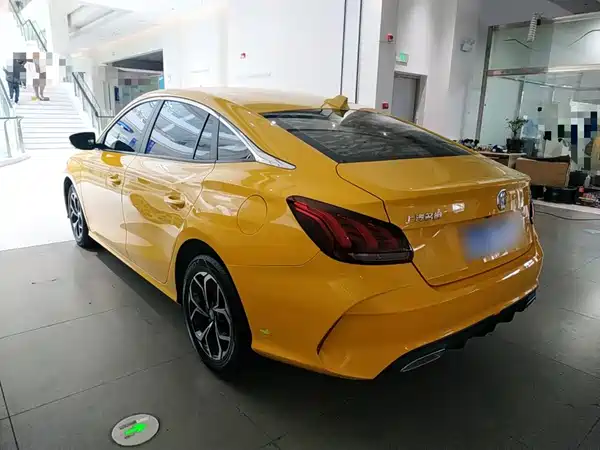 MG MG5 2022