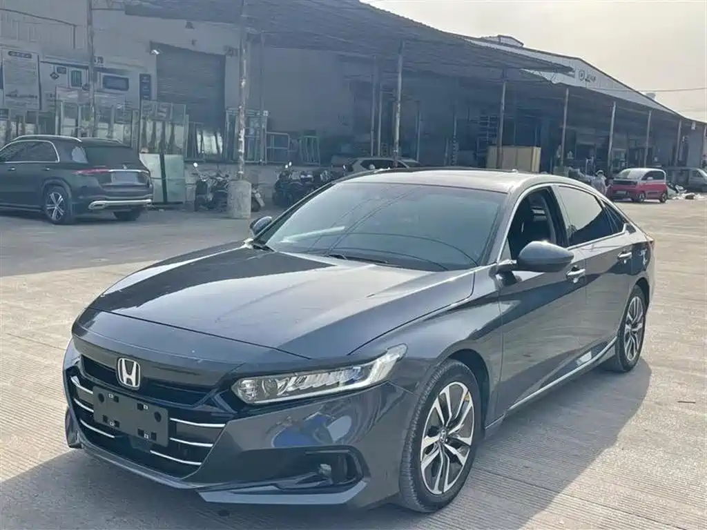 Honda Accord 2023 — фото 1