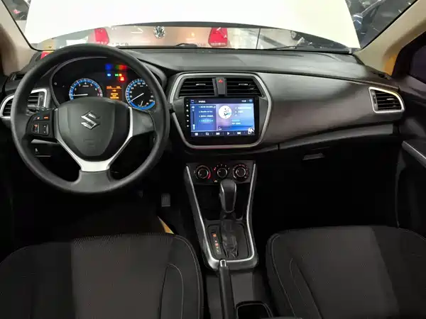 Suzuki S-Cross 2014