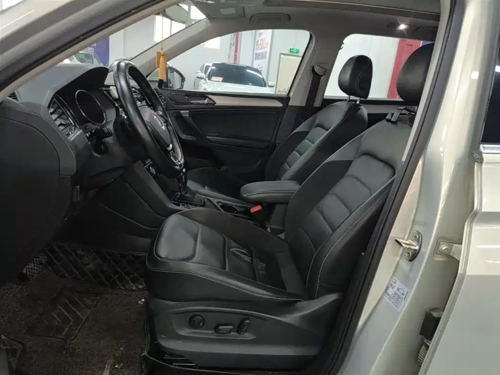 Volkswagen Tiguan L 2017 — фото 15