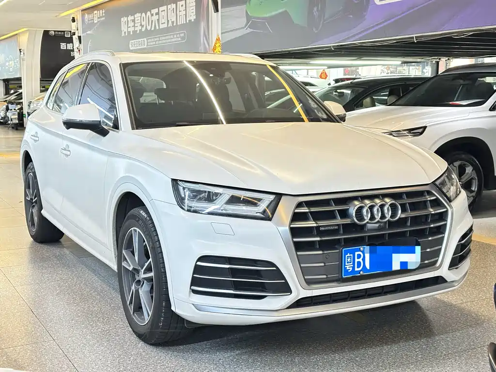 Audi Q5L 2020 — фото 2