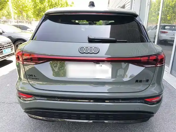 Audi Q6L E-Tron 2026