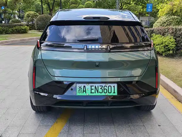 Zeekr X 2023