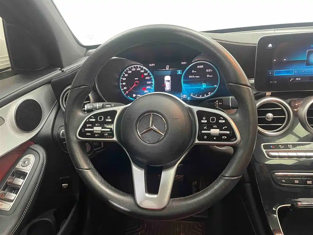 Mercedes-Benz GLC 2020 — фото 17
