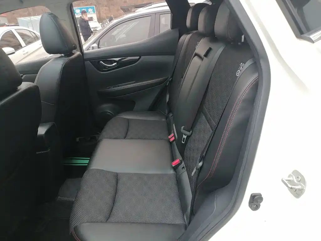 Nissan Qashqai 2016 — фото 13