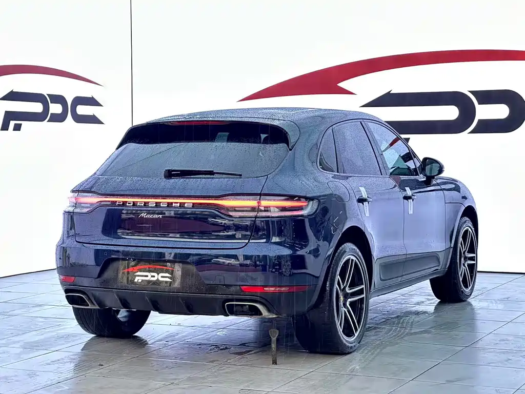 Porsche Macan 2022 — фото 27