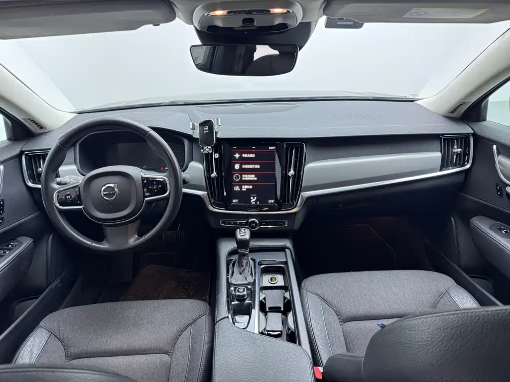 Volvo S90 2019 — фото 9
