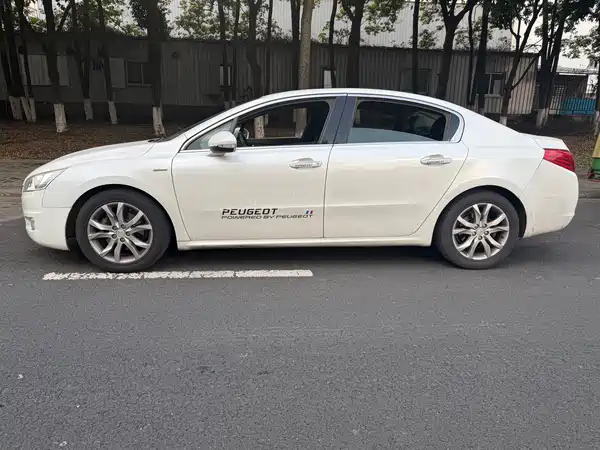 Peugeot 508 2012