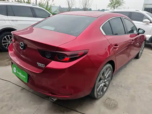 Mazda 3 Axela 2022