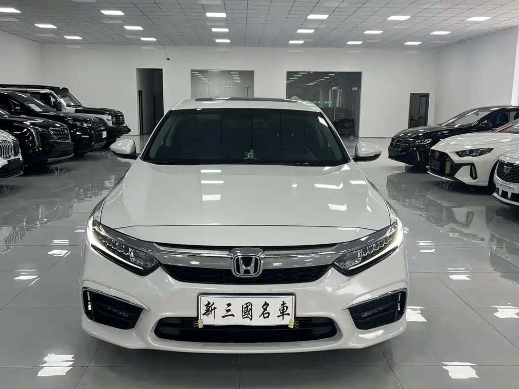 Honda Inspire 2021 — фото 2