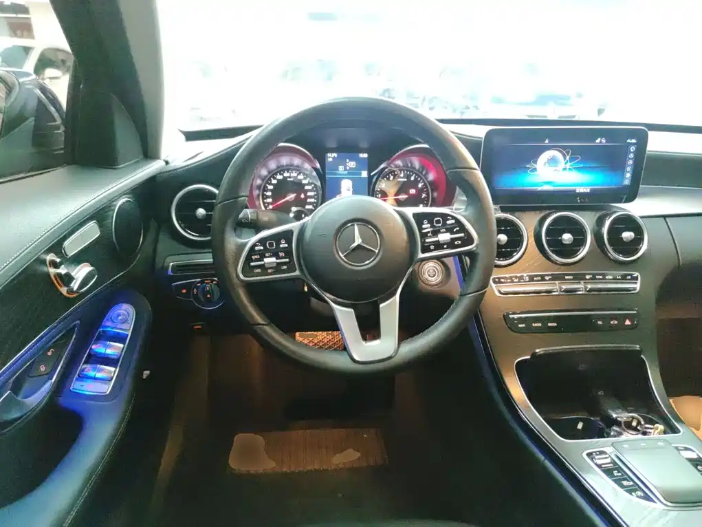 Mercedes-Benz C-Class 2019