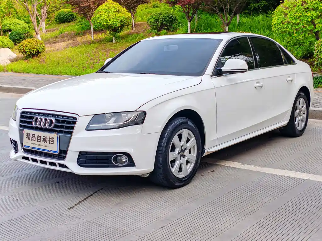 Audi A4L 2010