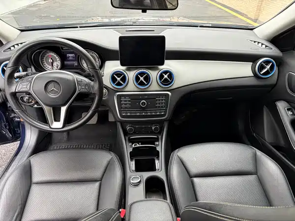 Mercedes-Benz GLA 2016