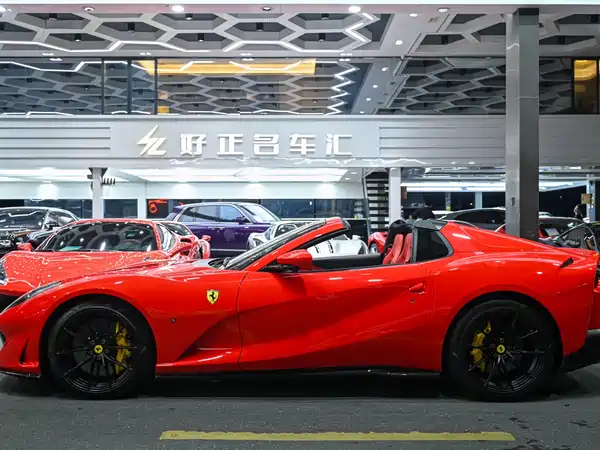 Ferrari 812 2020