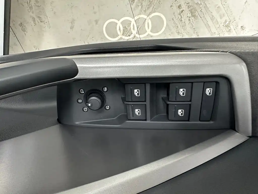 Audi Q3 2022 — фото 20
