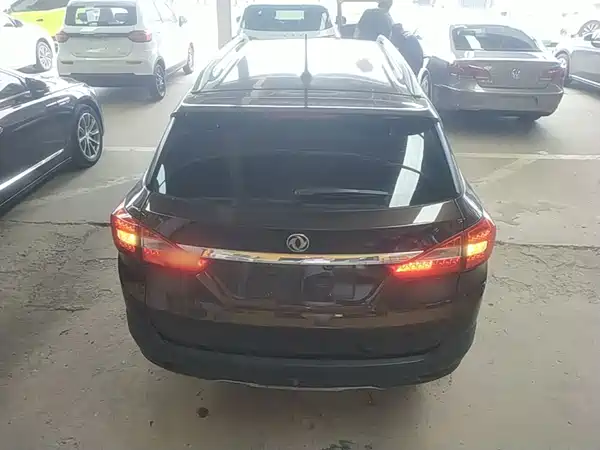 Dongfeng Aeolus AX3 2016
