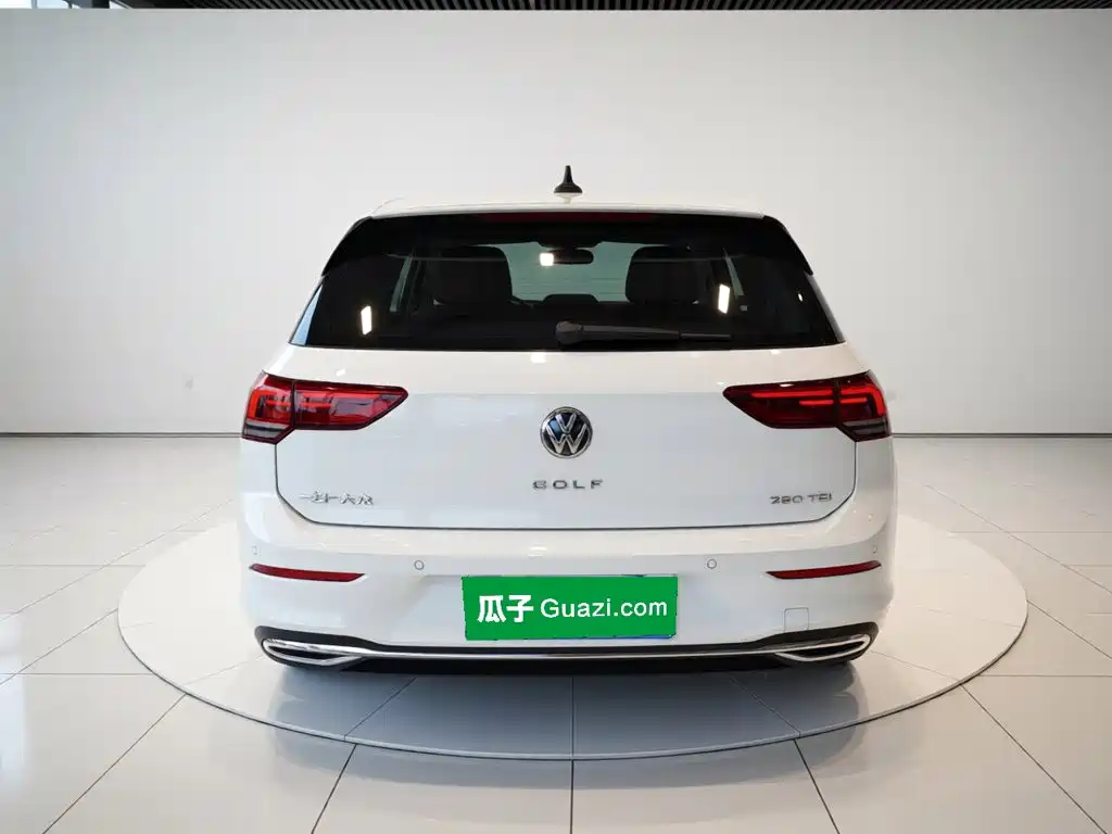 Volkswagen Golf 2023