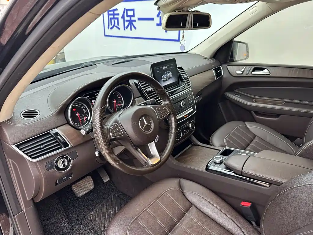 Mercedes-Benz GLE 2018 — фото 11