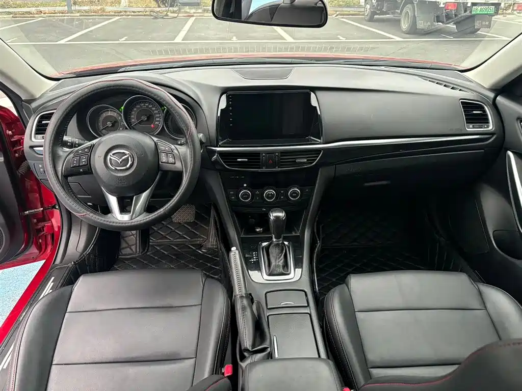 Mazda Atenza 2015