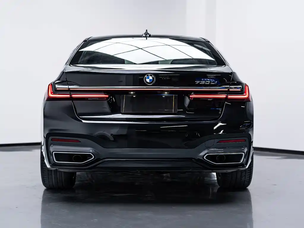 BMW 7 Series 2021 — фото 14