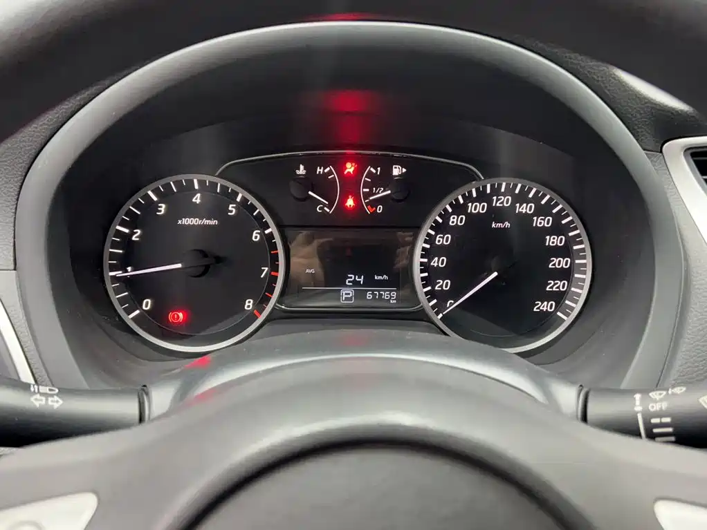 Nissan Sylphy 2017 — фото 12