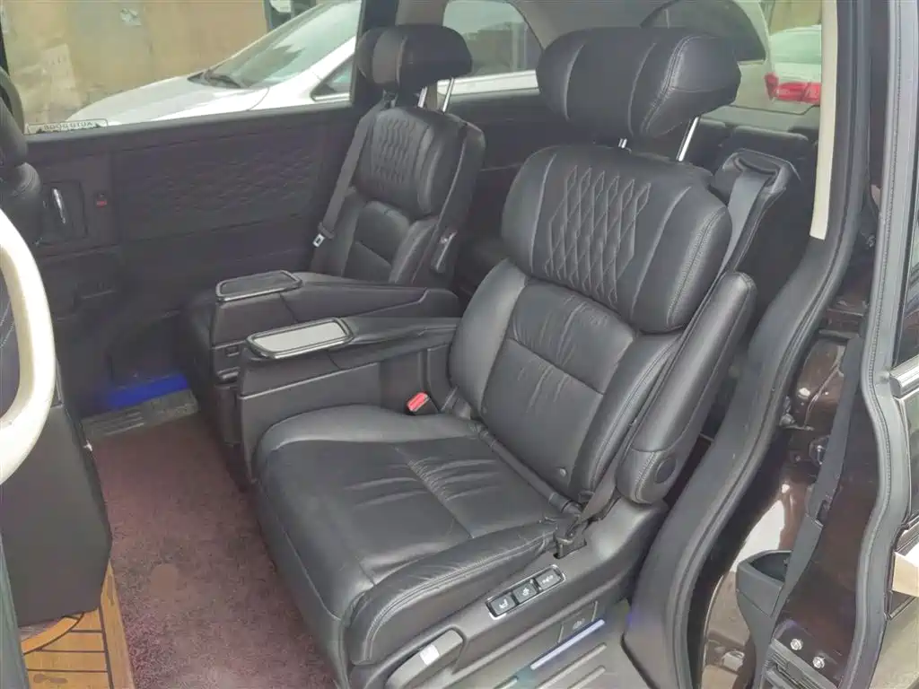 Honda Elysion 2022 — фото 13