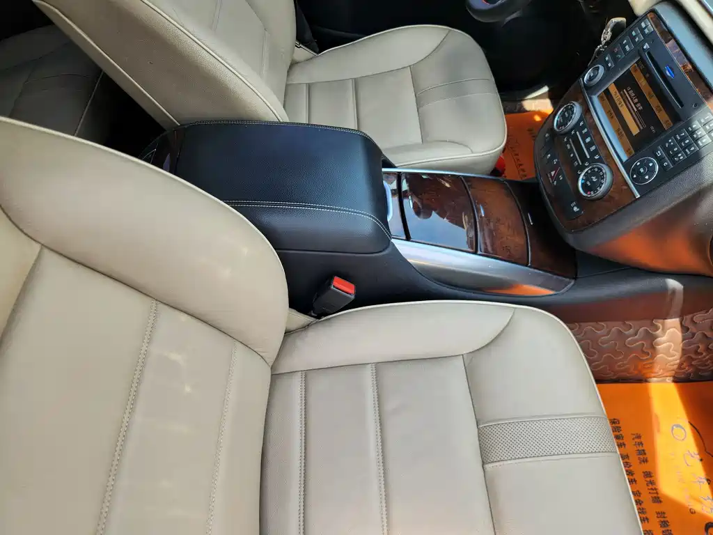 Mercedes-Benz R-Class 2012 — фото 16
