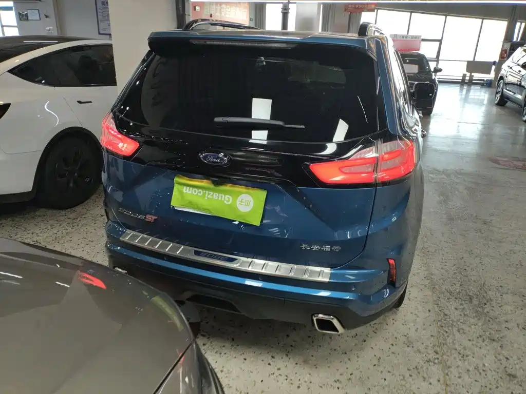 Ford Edge 2019