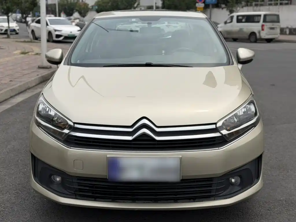 Citroen C4 2017 — фото 22