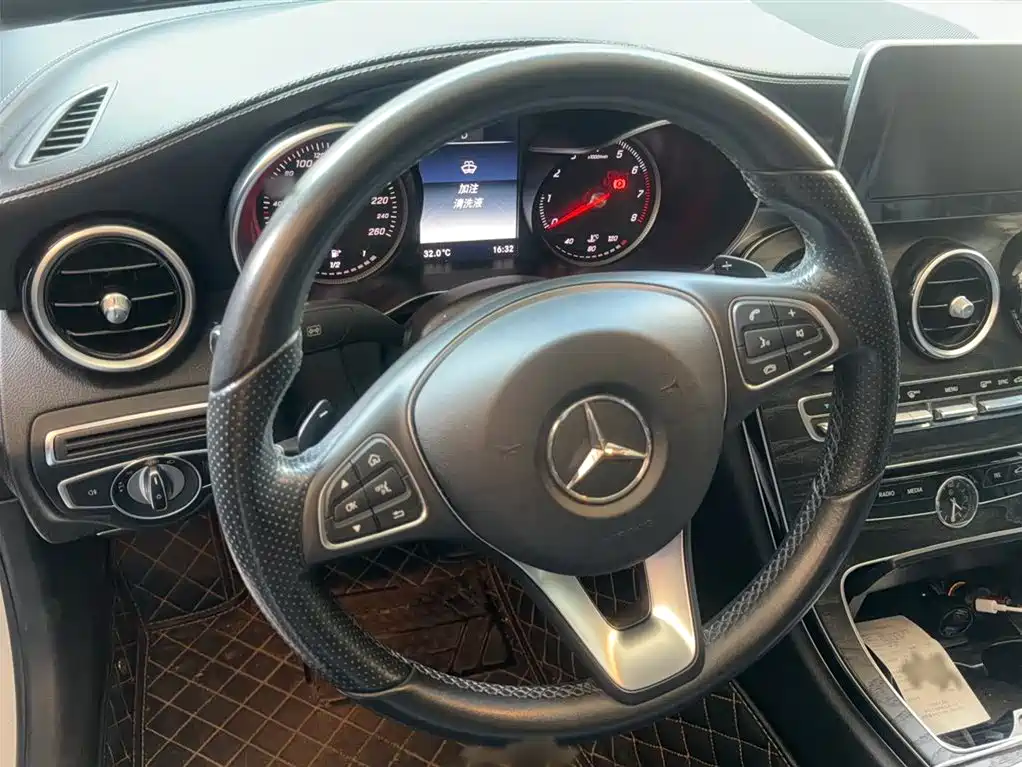 Mercedes-Benz C-Class 2017 — фото 3