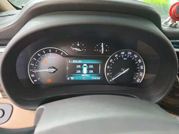 Buick GL8 2017