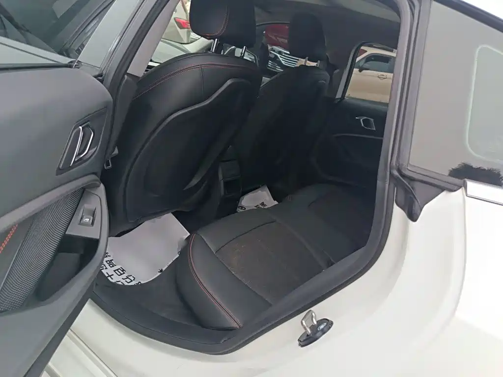 BMW 2 Series 2022 — фото 13
