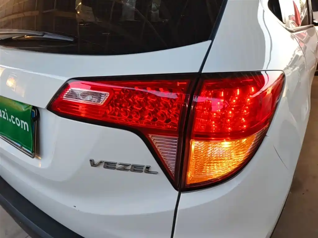 Honda Vezel 2015 — фото 24