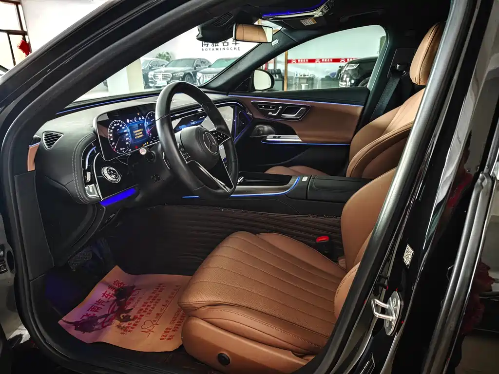 Mercedes-Benz E-Class 2024
