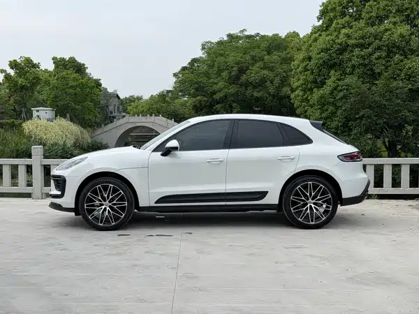 Porsche Macan 2023