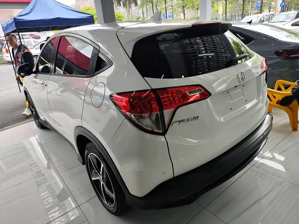 Honda Vezel 2020 — фото 23