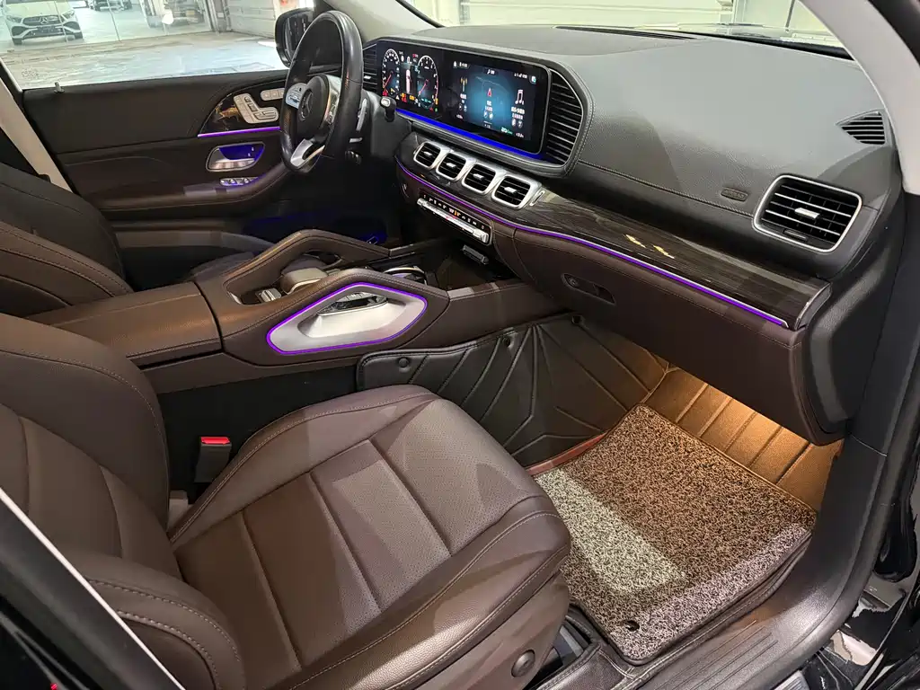 Mercedes-Benz GLS 2023 — фото 18