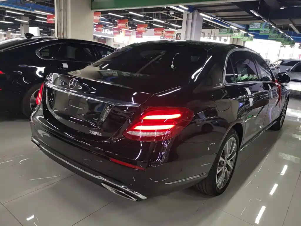 Mercedes-Benz E-Class 2017